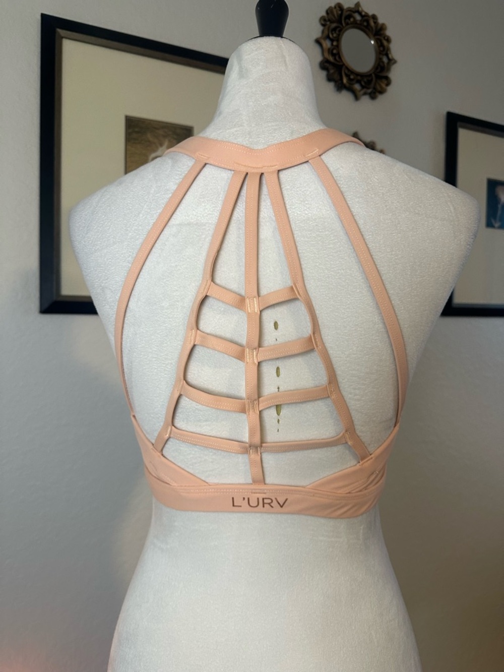 L’urv Sports Bra ✨🖤✨